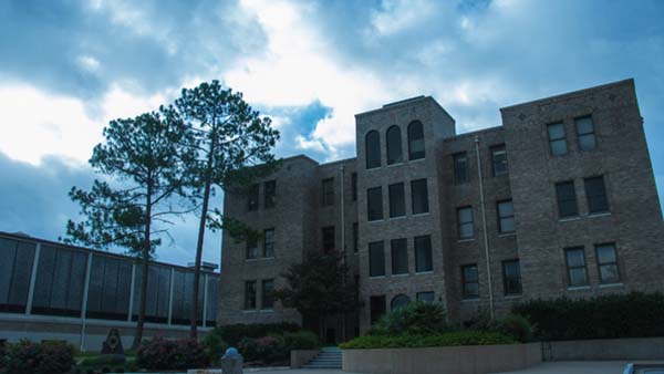 Fermier building