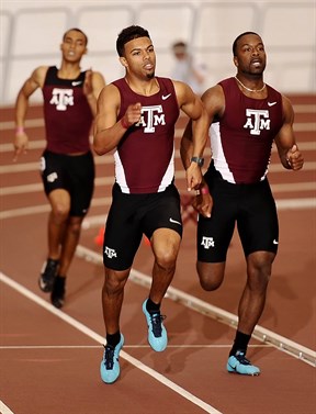 Kohl Anderson running in track event