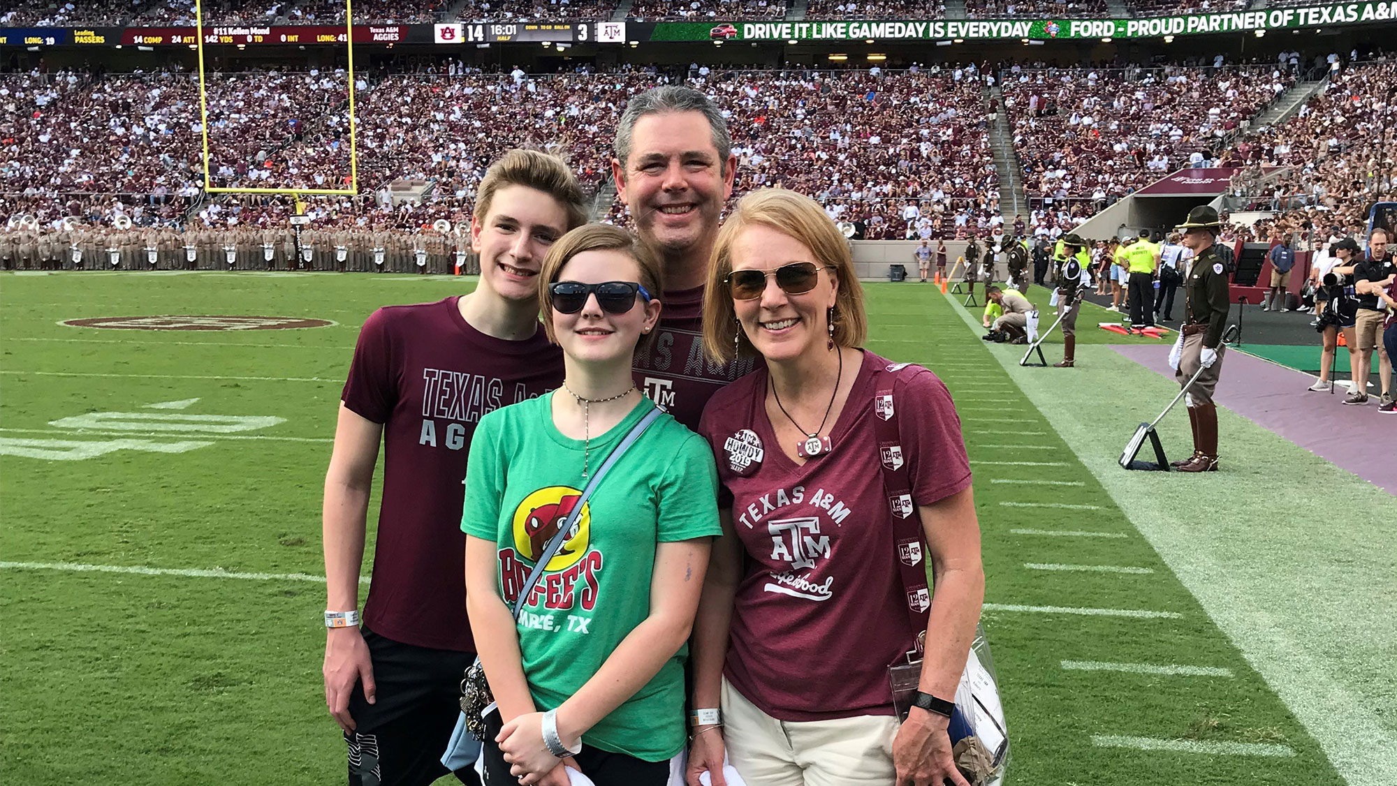 Robert and Tera Davis with their family